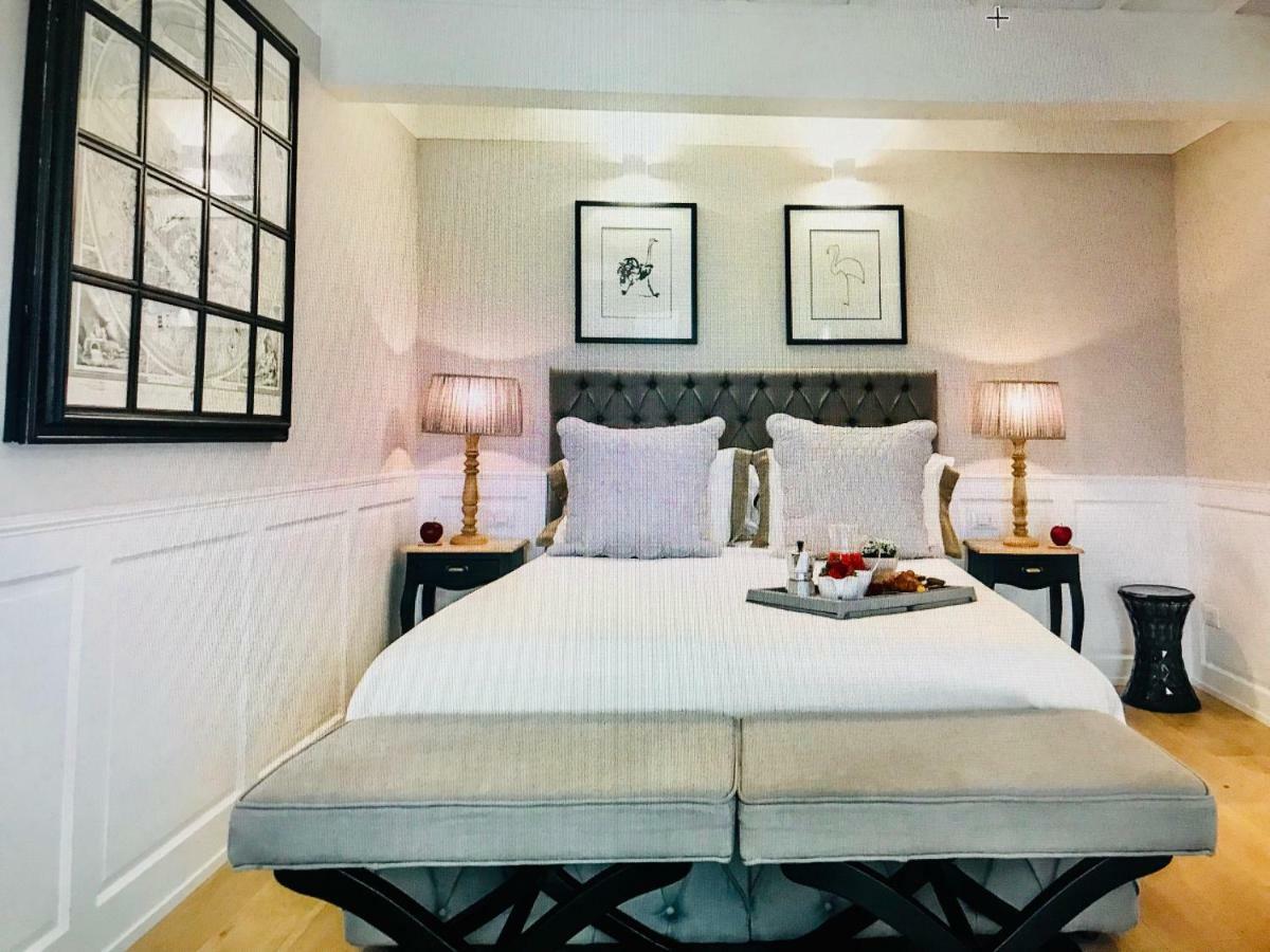 Booking Florence Luaran gambar